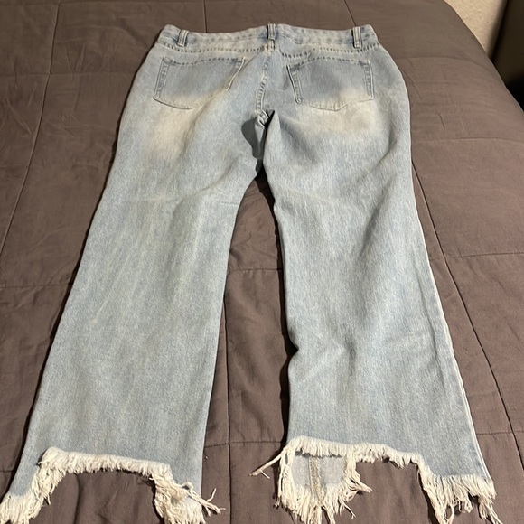 Jeans - Picture 2 of 2